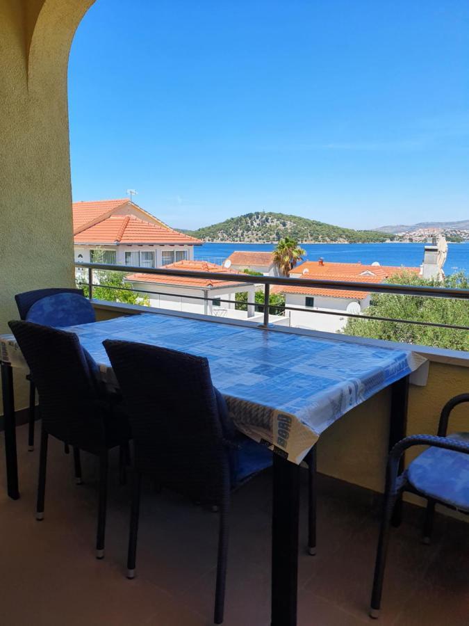 Apartments Viktor Rogoznica  Ngoại thất bức ảnh