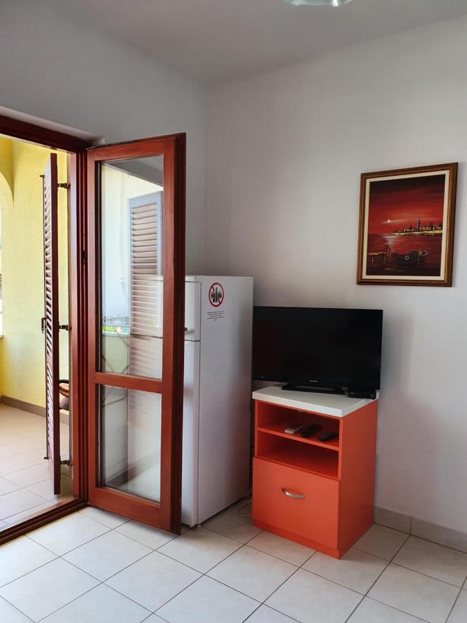 Apartments Viktor Rogoznica  Ngoại thất bức ảnh