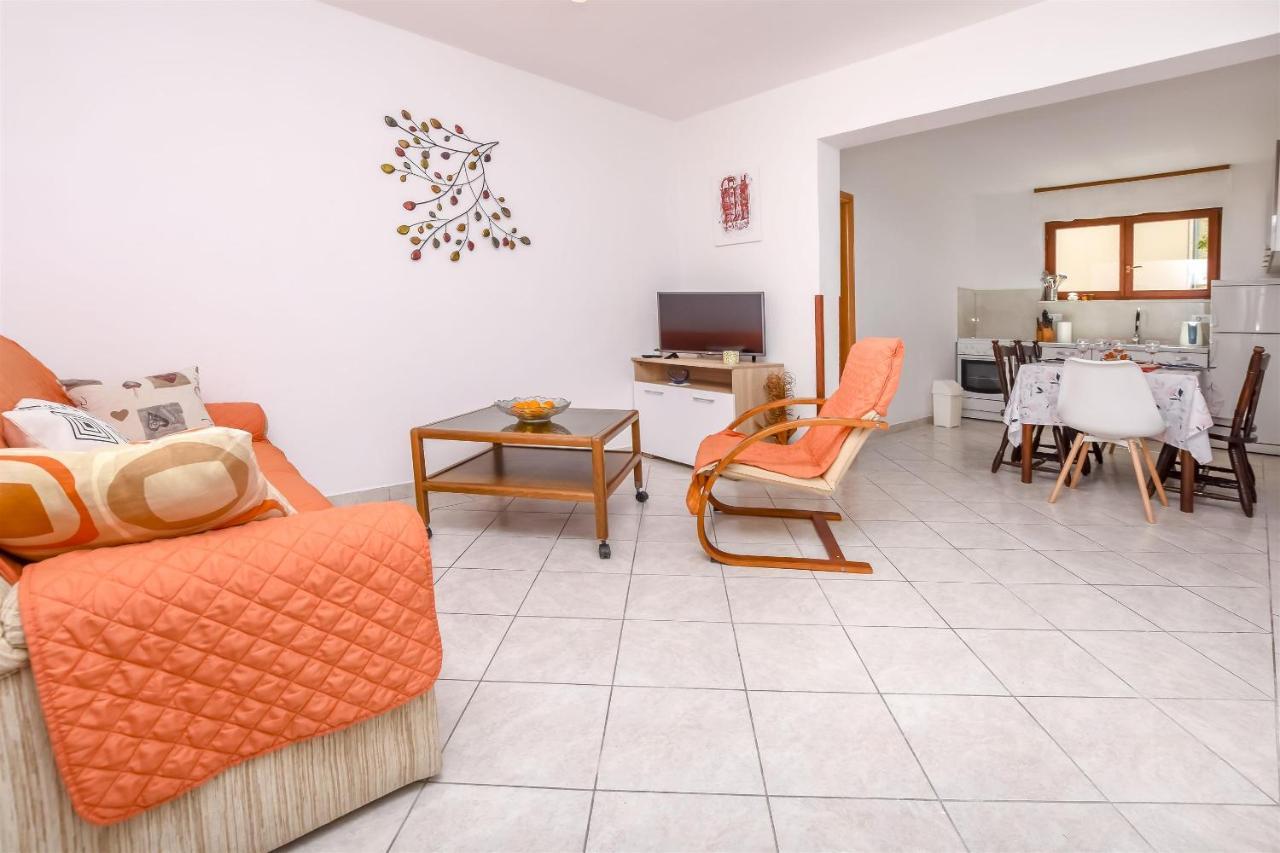 Apartments Viktor Rogoznica  Ngoại thất bức ảnh