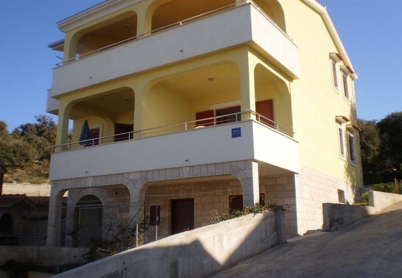 Apartments Viktor Rogoznica  Ngoại thất bức ảnh